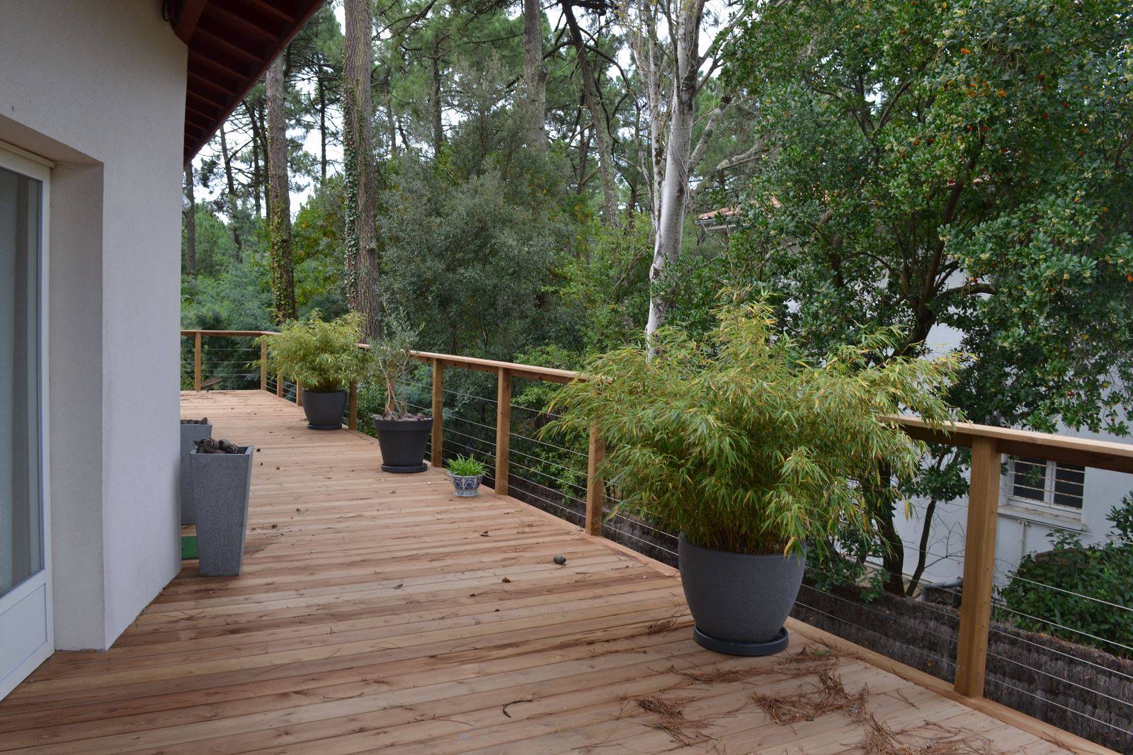 Pose de lame de terrasse bois en autoclave marron