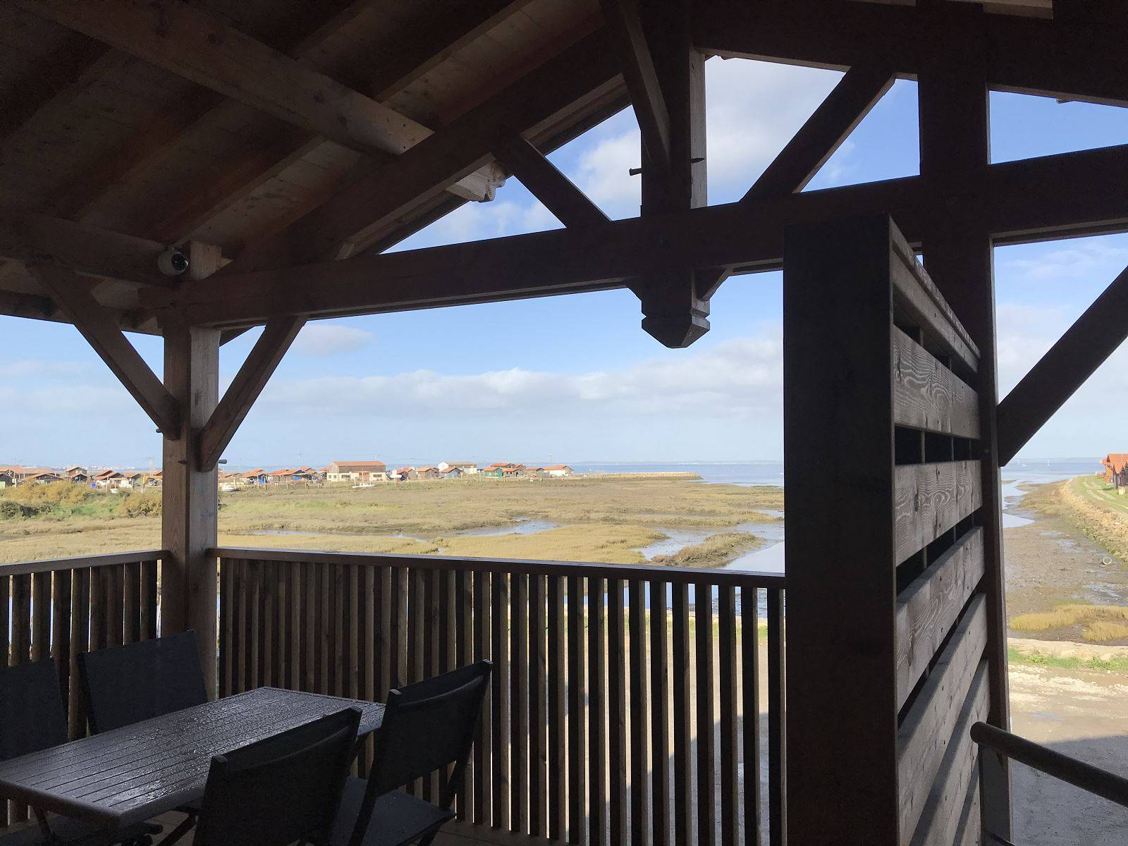 Fabrication et pose de charpente traditionnelle au bord du Bassin d'Arcachon