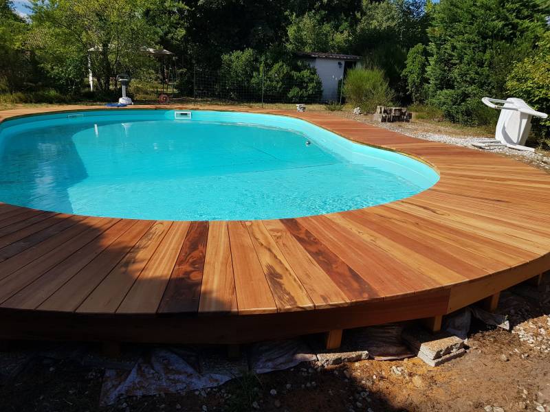 Autour du bassin d'Arcachon: terrasse bois exotique sur mesure  