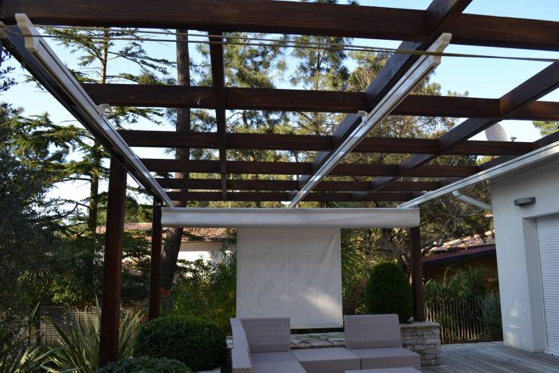 Pergolas en bois sur la bassin d'Arcachon