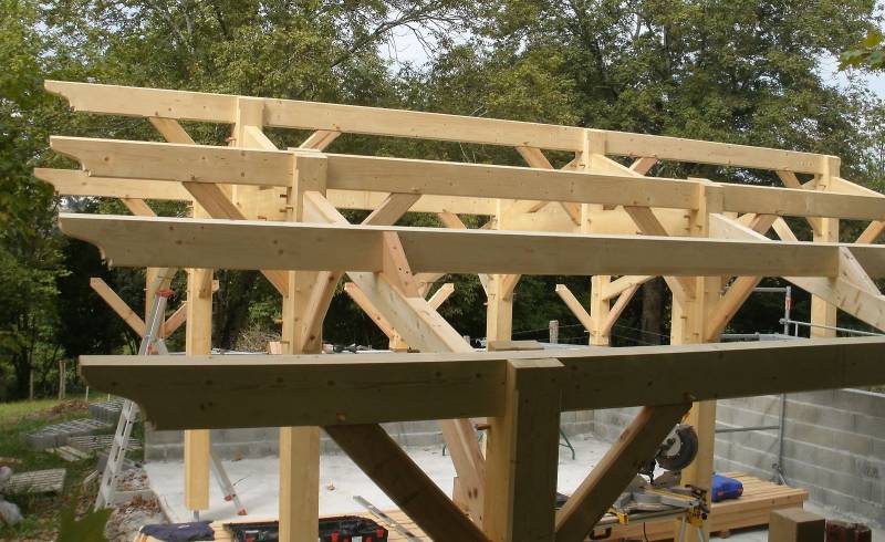 Fabrication d'une grange sur mesure en Charpente Traditionnelle du côté de bordeaux