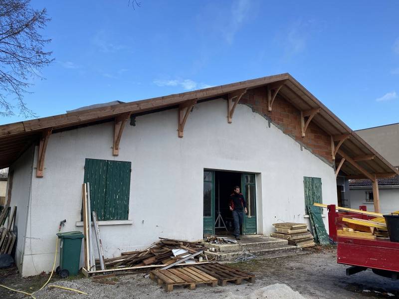 Fabrication et pose de Charpente sur la partie existante à Bordeaux