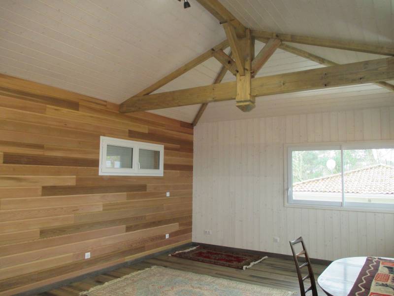 Pose de lambris bois au plafond et murs et pose d'une parquet bois