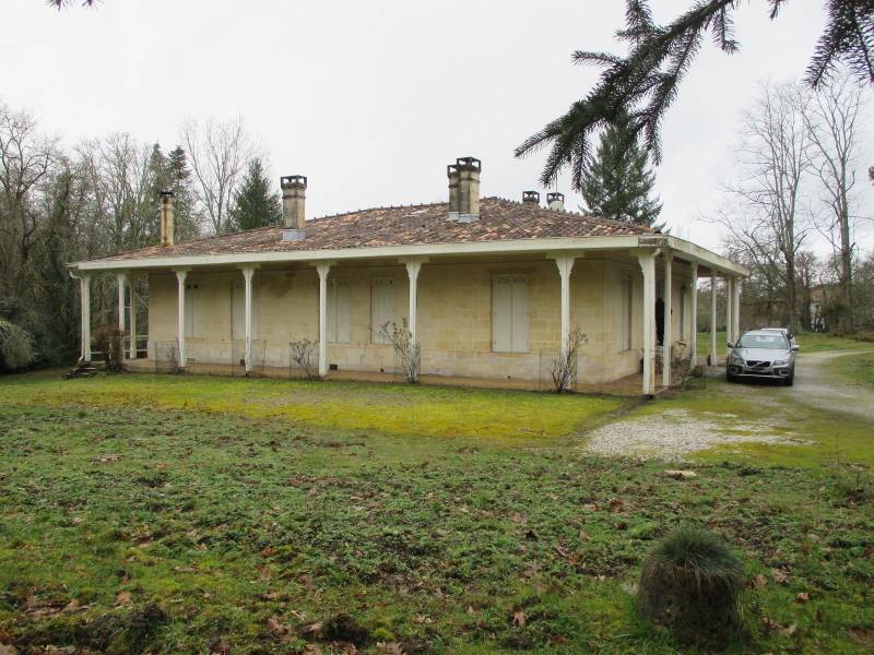 Charpente et couverture existante avant réalisation des travaux à Cestas